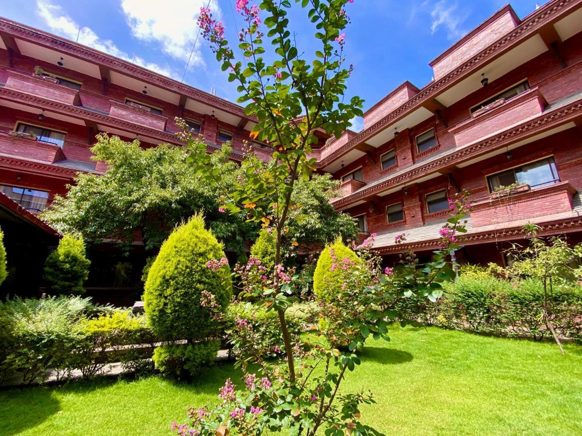 Hotel Siddhi Manakamana Катманду Екстериор снимка