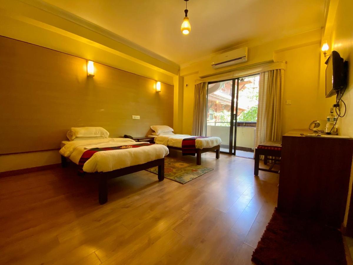 Hotel Siddhi Manakamana Катманду Екстериор снимка