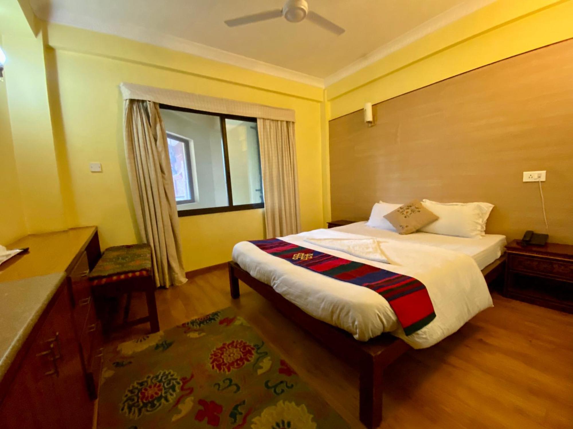 Hotel Siddhi Manakamana Катманду Екстериор снимка