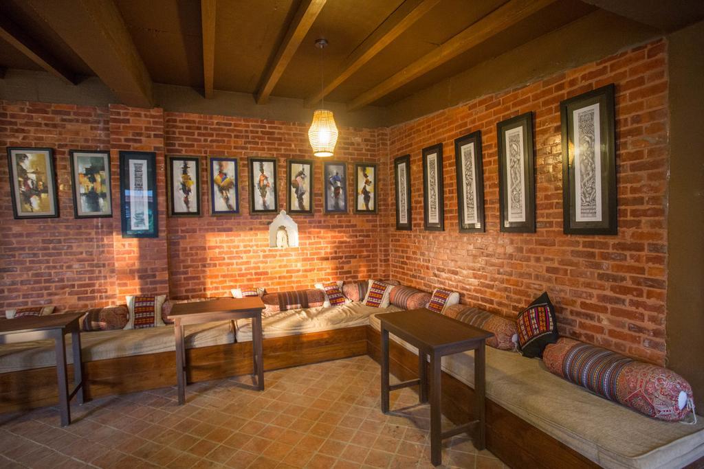 Hotel Siddhi Manakamana Катманду Екстериор снимка