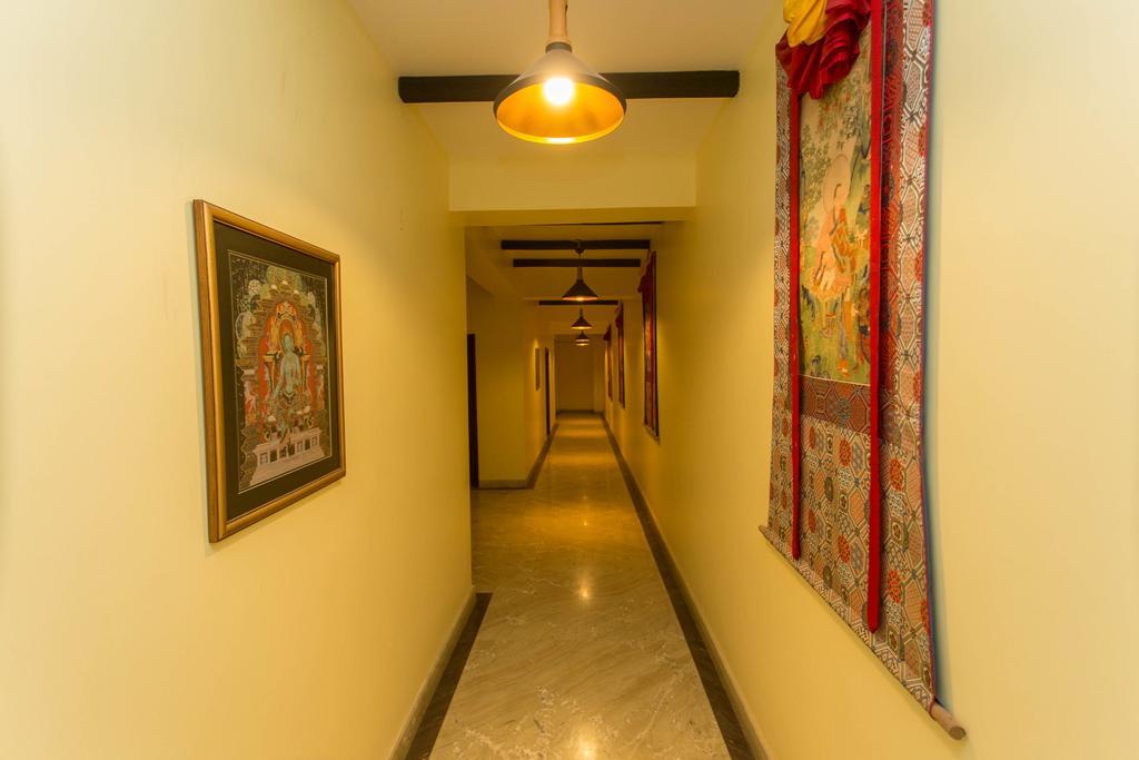 Hotel Siddhi Manakamana Катманду Екстериор снимка