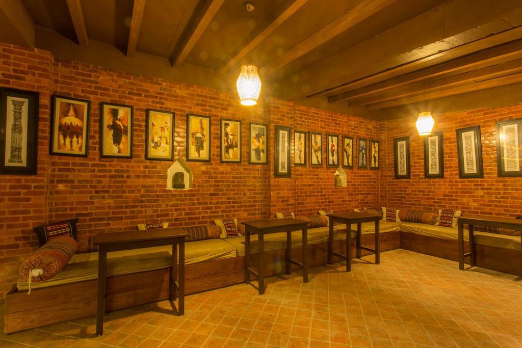 Hotel Siddhi Manakamana Катманду Екстериор снимка