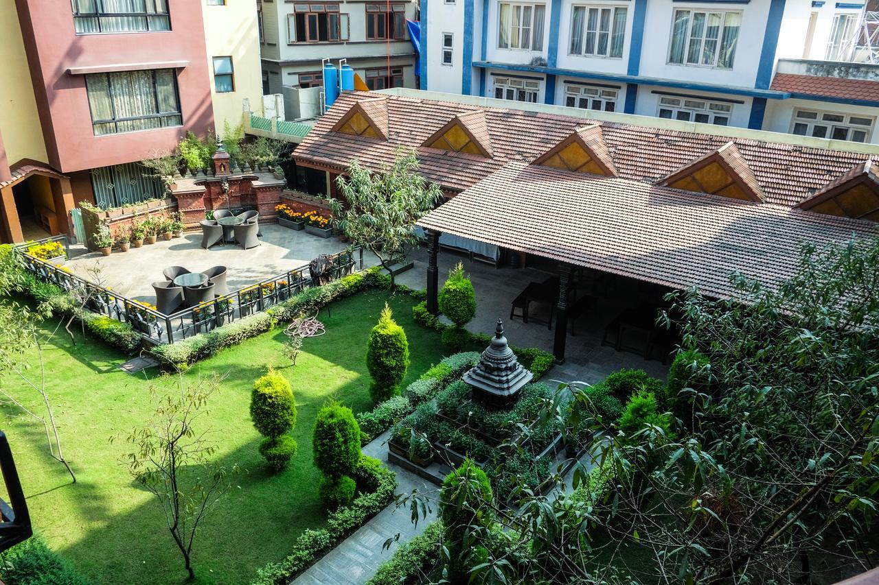 Hotel Siddhi Manakamana Катманду Екстериор снимка